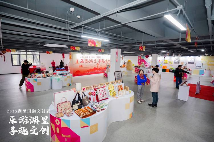 龙美术馆浦东馆展览__浦东龙美术馆开放时间